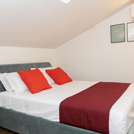 Disciplini Duplex Apartment มิลาน ภายนอก รูปภาพ